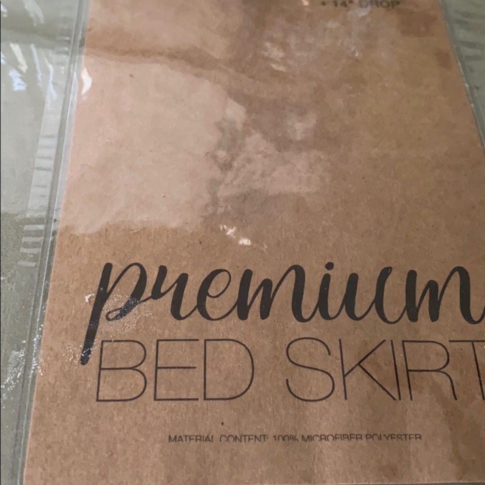 Home Collection Ultra-Soft Luxury Bed Skirt - Picture 4 of 4